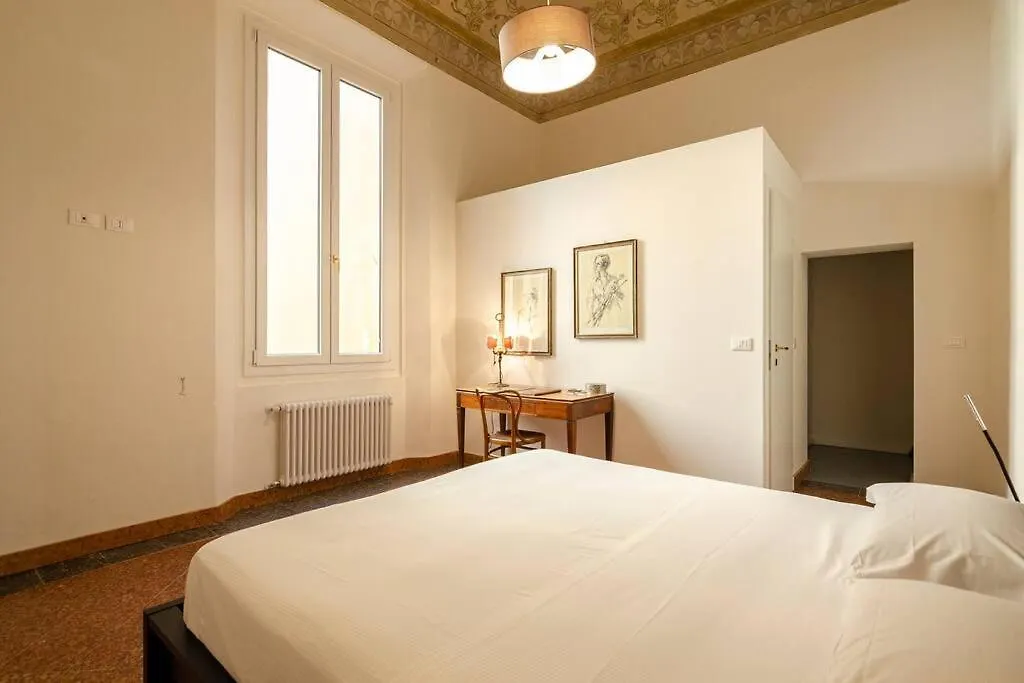 Altabella Home بولونيا شقة